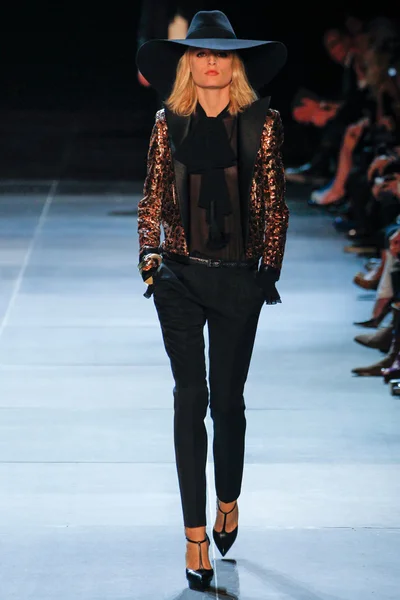 Look 2